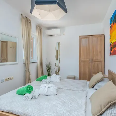 Hacienda Babina * Miholascica